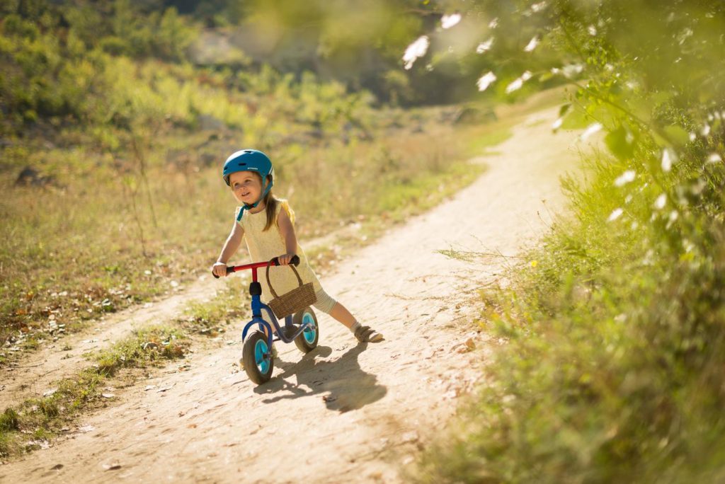 Как научиться кататься на велосипеде ребенку