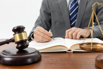 Как научиться юридической грамотности